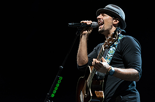 Jason Mraz by Lionel Boon for Live Nation Lushington Singapore